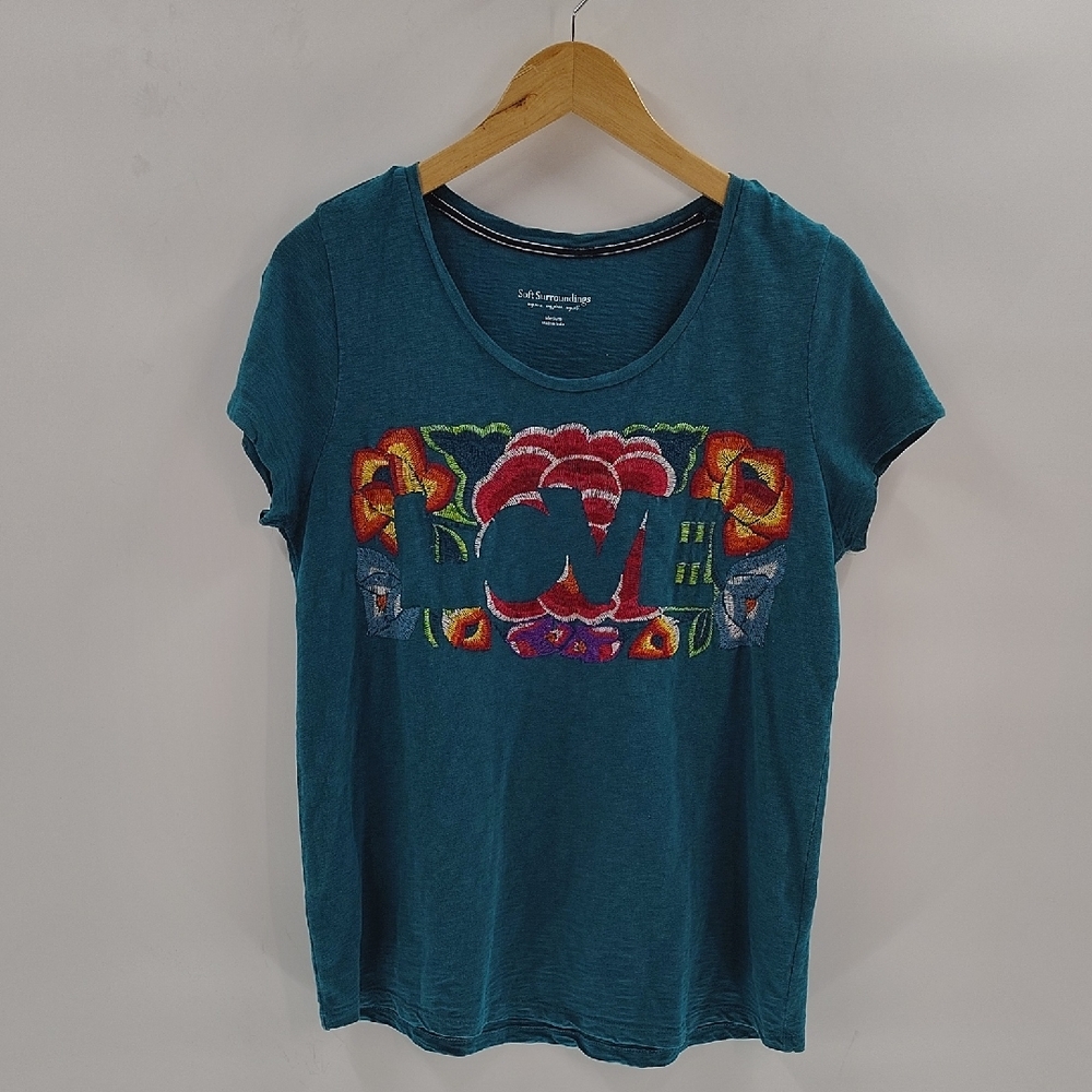 Soft Surroundings embroidered Tee size Medium Green Short Sleeve LOVE